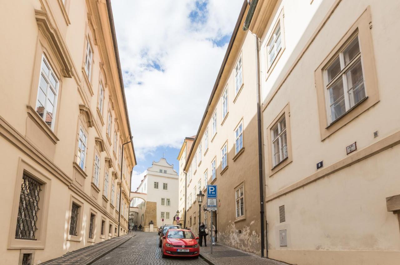 Apartment Thunovska 10 Prag Exterior foto